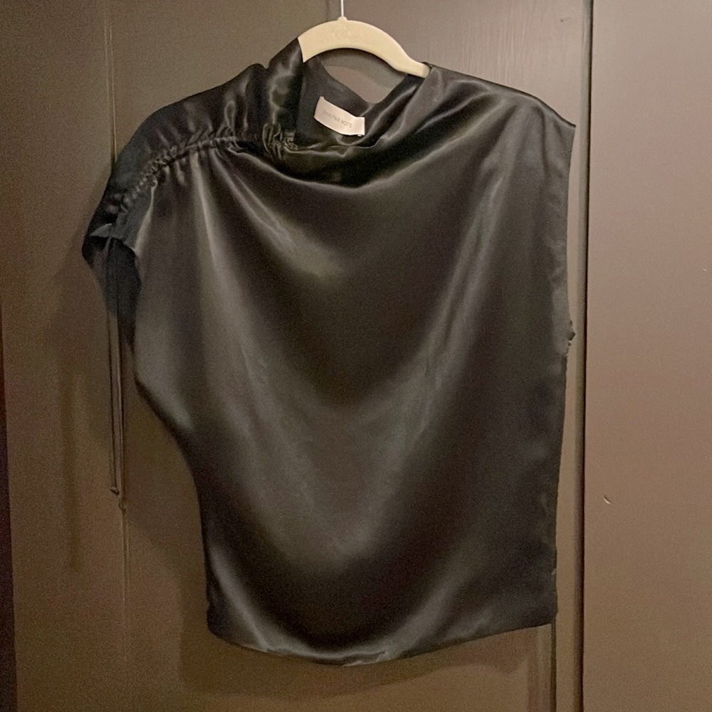 Shaina Mote Navona top in Onyx Medium - new
